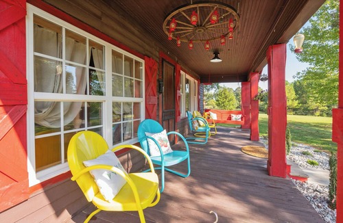 Lexington Cabin | Old Tennessee Homeplace between Jackson and Lexington, TN, 12 minutes from I-40