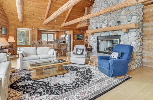 Harrisville House | On-Site Trails & Private Beach! Lake Huron Retreat