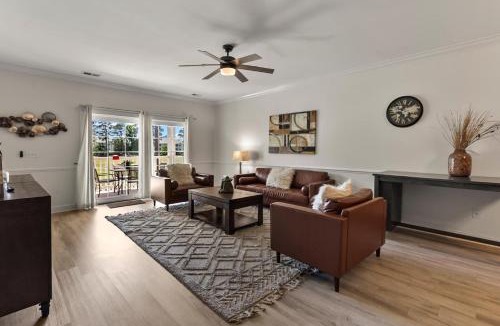 Central Myrtle Beach House | On The Green at Magnolia Pointe! 3 Bedroom Luxury Condo