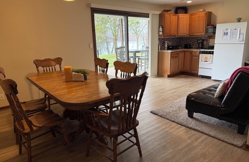 Hastings Cottage | On the Shores of Algonquin w/Private Dock - Lower Level