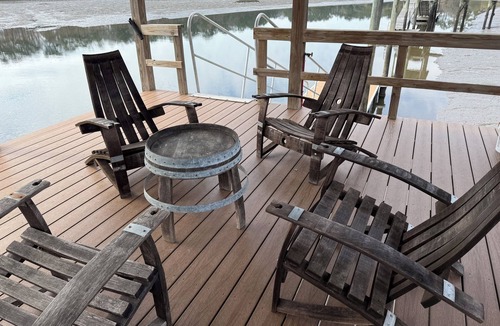Johns Island House | On the Water private getaway on Johns Island. Just minutes away from downtown!