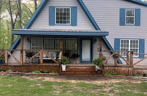 Sardis House | One Mile Lake House is a cozy 2 story, 2 bedroom, 2 bath, A- frame home.