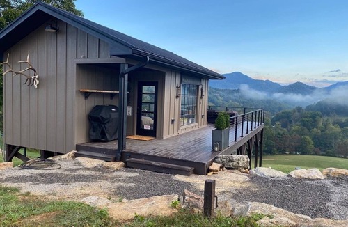 Waynesville House | Open air cabin, sweeping views at low elevation, in the Smokies!