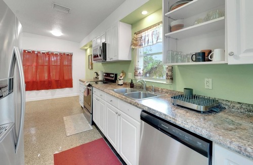 Fairvilla House | Orlando 3BR | Hot Tub + Parking + Pets