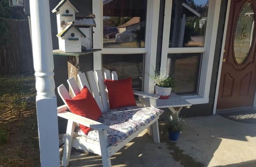 Orting House | Orting's Private "Get Away"