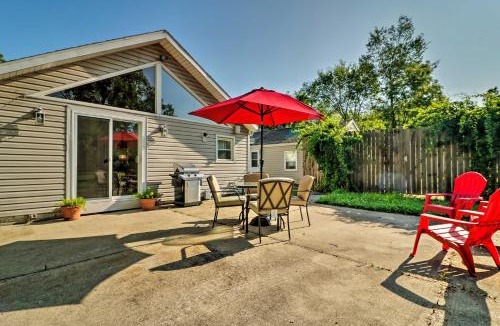 Bedford House | Ottawa Lake Home w/BBQ & Patio, 15 Mi to Toledo