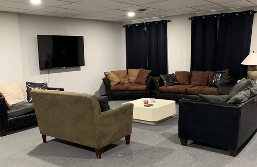 Ikes Fork House | Outlaw Lodge (Hatfield 1st Floor) ATV,SXS Offroad