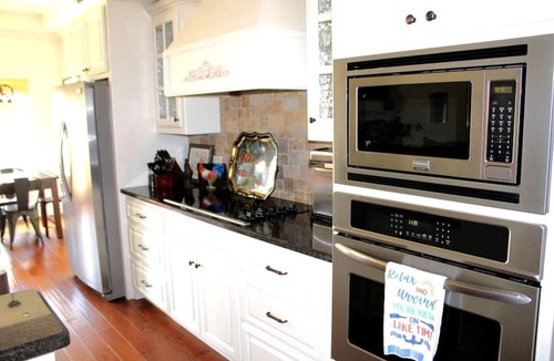 Jones Mills House | Outstanding Cottage with Swimming Pool in Hot Springs, Arkansas