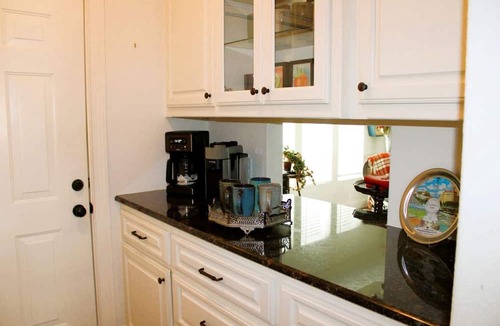 Jones Mills House | Outstanding Cottage with Swimming Pool in Hot Springs, Arkansas