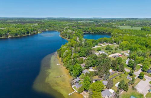 Lake Ann House | Overlook on Lake Ann - Walk to Village