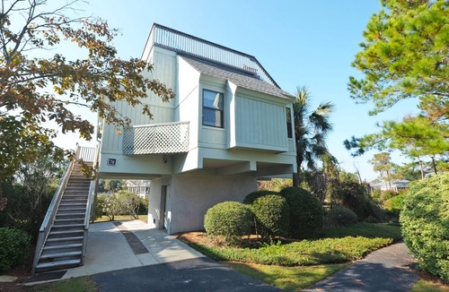 Litchfield by the Sea House | Oyster Catcher 76 Lake View 3BR 3BA Villa
