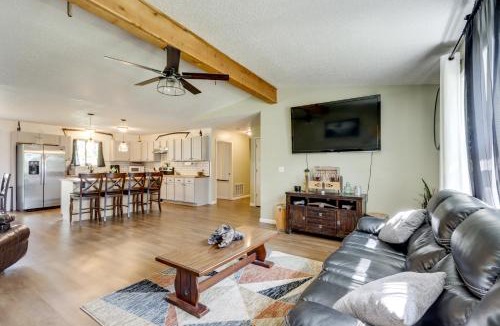 Cassville House | Ozark Getaway Near Roaring River & Fishing