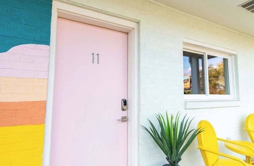 Trenton House | PAC-Man Room #11 – Retro 1960s Motel Near Chattanooga