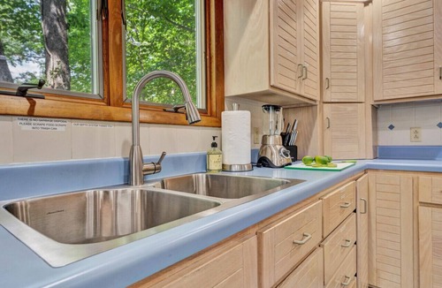 Westlake Corner House | Painted Sky Landing - Dog-friendly/Game Room/Water Toys