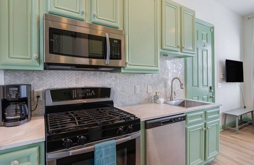 North Charleston Villa | Palmetto Hideaway~Cozy 1br/1ba Townhome