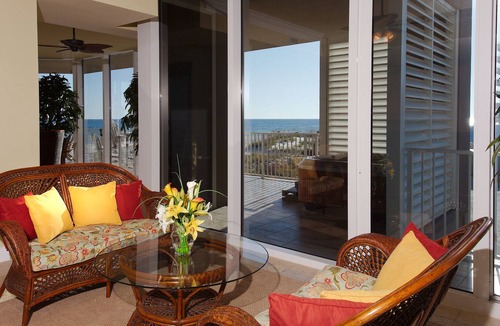 Ono Island Condo | Paradise 202w 'Newer, Nicer, Better!' View our HD virtual tour & 5-Star Reviews!