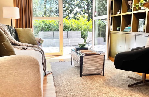 Chastain Park Apartment | Parkside Retreat 1-bed Apt steps from Chastain amphitheater & pool w/1 parking