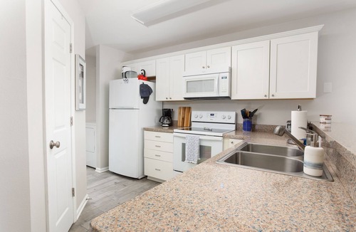Pawleys Island Condo | Pawleys Island Paradise 2BR 1st Floor, Pools, Beach Close -True Blue Golf Resort