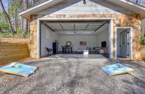 Dial House | 'Peace of Aska' Cabin w/Hot Tub & Fire Pit!