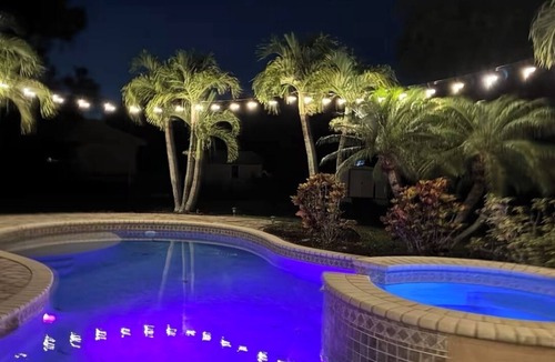 Palm Beach Country Estates Apartment | Peaceful 1 bdrm ensuite w/pool & private entrance in sunny Palm Beach Gardens