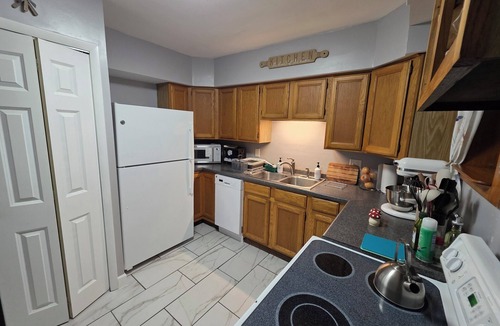 Fairfield House | Peaceful 2-bedroom house in Fairfield Township