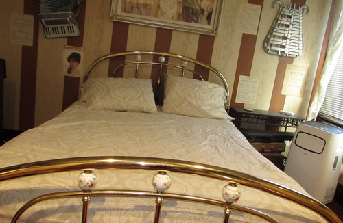 Crofton Bed & Breakfast | Peaceful bed & breakfast with AC in charming Crofton