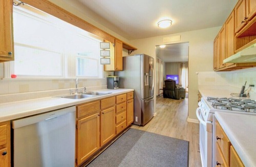 Dover House | Peaceful Countryside Retreat Near Lake Barkley!