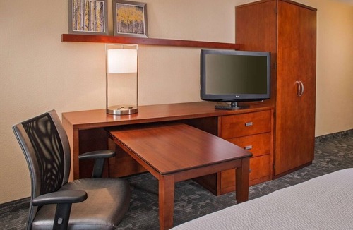 University Place Hotel | Peaceful Getaway | Unit w/Balcony! , Near Music Pavilion