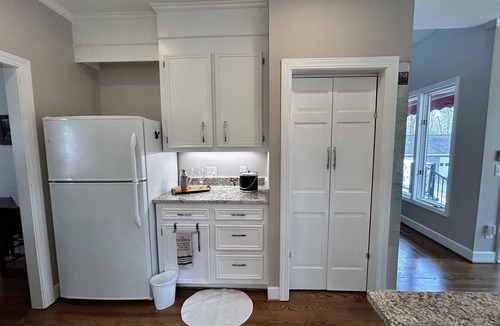 Lake Murray of Richland House | Peaceful Lake Retreat | Private Dock/Grill/Gazebo