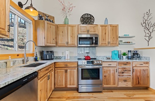Waynesville Cabin | Peaceful Mountain Retreat Near Great Smoky Mountains - Hot Tub & Fire Pit.