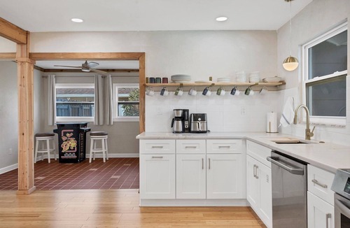Paver Park House | Peaceful Oasis with Pool near Downtown and Beaches