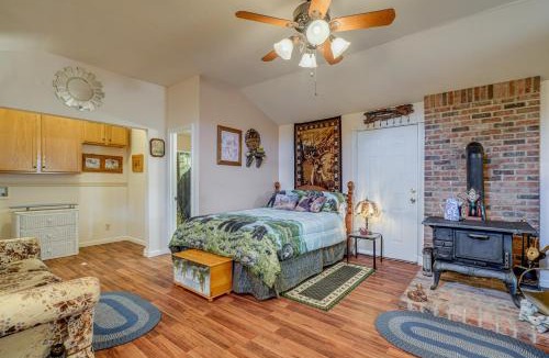 Potosi House | Peaceful Porch! Country Stay Near Elephant Rocks