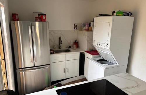 South Sarasota Apartment | Peaceful Sarasota Stay, 10 Min to Siesta