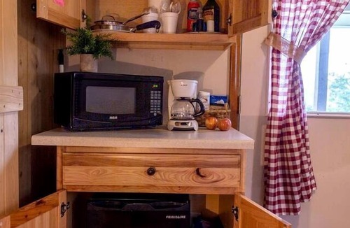 Seneca Rocks Cabin | Peaceful Tiny House in the Mountains near Seneca Rocks, West Virginia