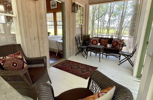 Shaw Cottage | Peacock in the Delta/Private cottage on prettiest farm in Mississippi Delta