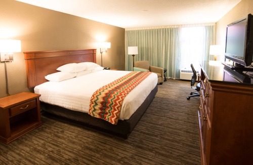 Cape Girardeau Hotel | Pear Tree Inn Cape Girardeau Near the Medical Center