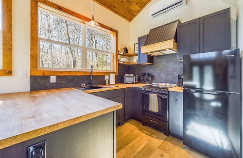 Bentonville Cabin | Pedal & Perch Cabin S