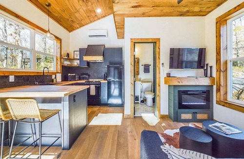 Bentonville Cabin | Pedal & Perch Cabin S
