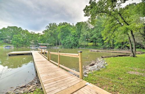 Cadiz House | 'Pelican Bay Retreat' on Lake Barkley w/Kayaks!