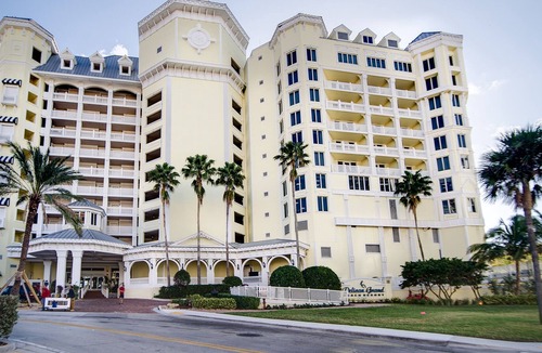 East Fort Lauderdale Resort | Pelican Grand-Right on ocean! 2 Queen Beds - Best unit in the Resort !!