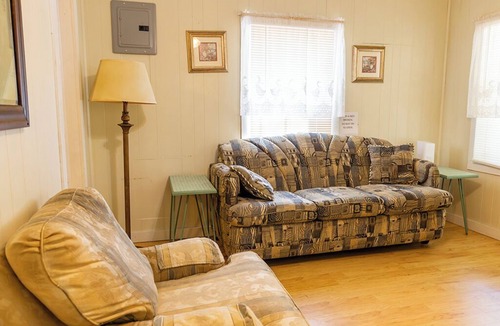 New Concord Cabin | Perfect 2-bedroom cabin at Missing Hill Resort on Kentucky Lake in New Concord