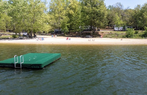 New Concord Cabin | Perfect 2-bedroom cabin at Missing Hill Resort on Kentucky Lake in New Concord