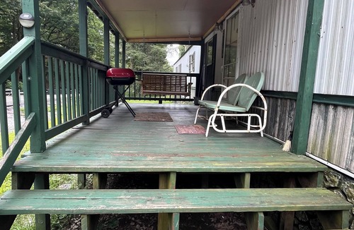 Bramwell House | Perfect 3-bedroom mobile home in Bramwell WV near Pocahontas Trails