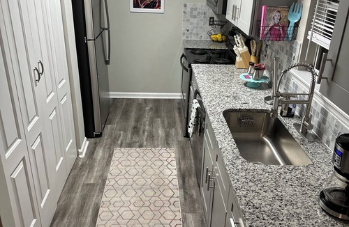 Charlotte House | Perfect 3-bedroom townhome with AC in nice Charlotte neighborhood