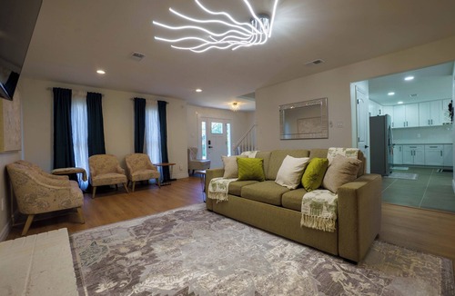 Walnut Grove House | Perfect 6-Bedroom House in Lovely Cordova