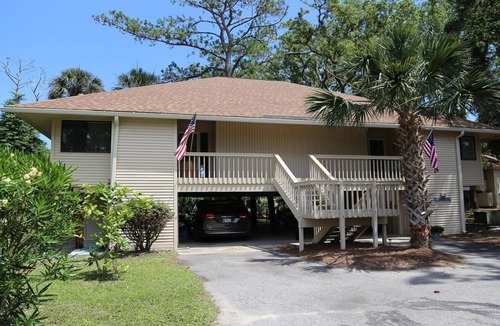 Ocean Ridge Condo | Perfect beach and golf getaway!