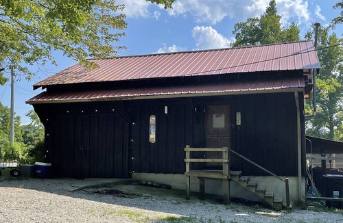 Jamestown Cabin | Perfect cabin centrally located to Big South Fork and Pickett Park. SXS FRIENDLY