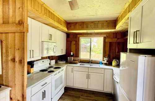 Benton Harbor Cottage | Perfect getaway! Modern, rustic cottage on the St. Joseph River.