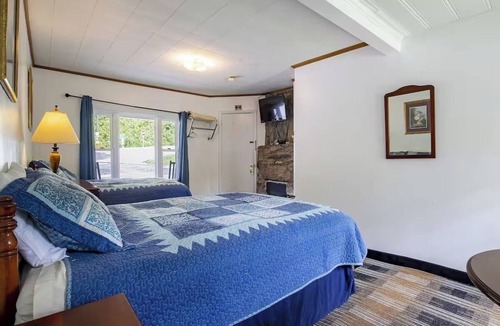 Cherokee Hotel | Perfect Spot For Smoky Mountain Explorers, Sightseers & Outdoor Enthusiasts