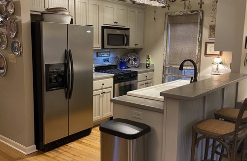 Oxmoor House | PERFECT WEEKEND RETREAT! 4 Miles From Ole Miss and The Square